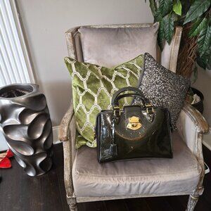 Pristine Condition Authentic RARE LV Melrose Vernis Handbag